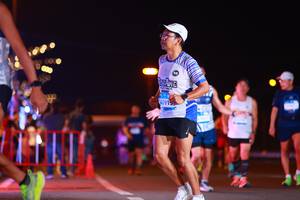 BIB: 4000, 40915
                            <button type="button" onclick="openModal(22995161)" class="btn btn-primary btn-sm float-right btn-popup" data-toggle="modal" data-target=".modal-high-quality">
                        <i class="fas fa-shopping-cart"></i> Add to Cart
                    </button>
                                            <button type="button" onclick="isThisMe(22995161, true)" class="btn btn-success btn-sm float-right btn-popup btn-isme hidden" data-toggle="tooltip" data-placement="bottom" title="นี่คือรูปของคุณใช่ไหม คลิกที่นี่เพื่อเอาเข้าอัลบั้ม">
                        <i class="fas fa-plus"></i> Add to album
                    </button>
                    <button type="button" onclick="isThisMe(22995161, false)" class="btn btn-warning btn-sm float-right btn-popup btn-isnotme hidden">
                        <i class="fas fa-ban"></i> Remove from album
                    </button>